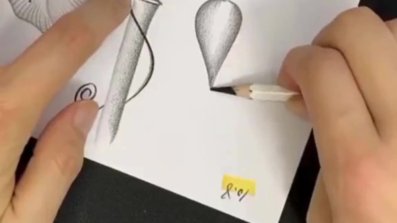 Incredible pencil art that looks almost lifelike! 🖊️✨ Every detail is a masterpiece! #PencilArt.
