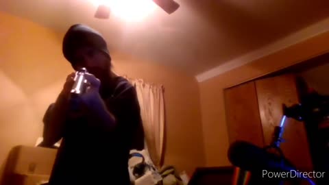 Cyraxx pulls out his rifle Threatens Music Biz Marty & Shmeckle Cat