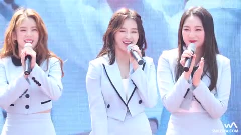 180526 모모랜드 (MOMOLAND) 낸시 '짠쿵쾅 + 어마어마해 + 뿜뿜' 직캠 @u클린 청소