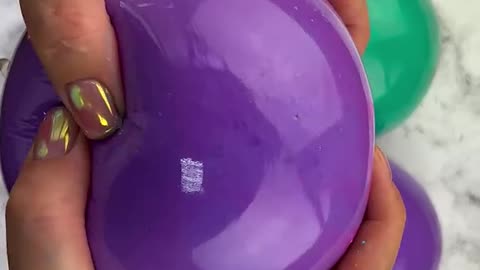 Crushing Shiny Balls in Raxek – Oddly Addictive & Fun! 😍🎮