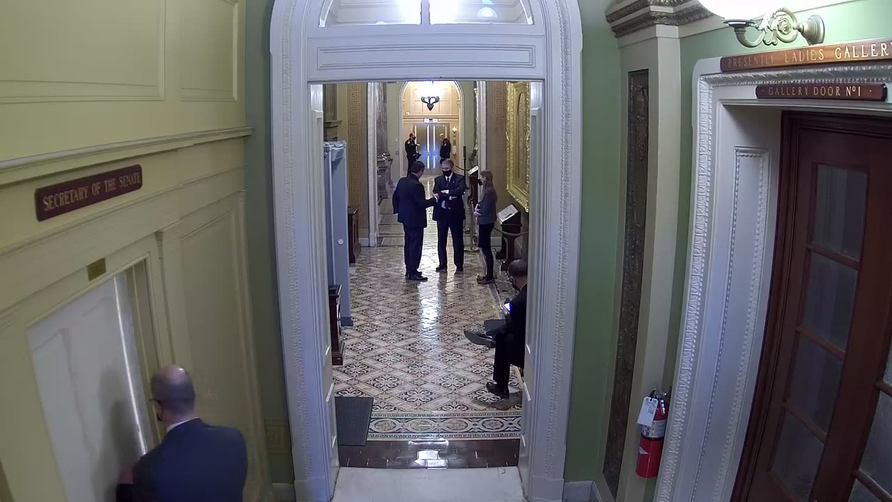 0310USCS03SenateGalleryEastnearS312_2021-01-06_13h40min01s317ms.mp4