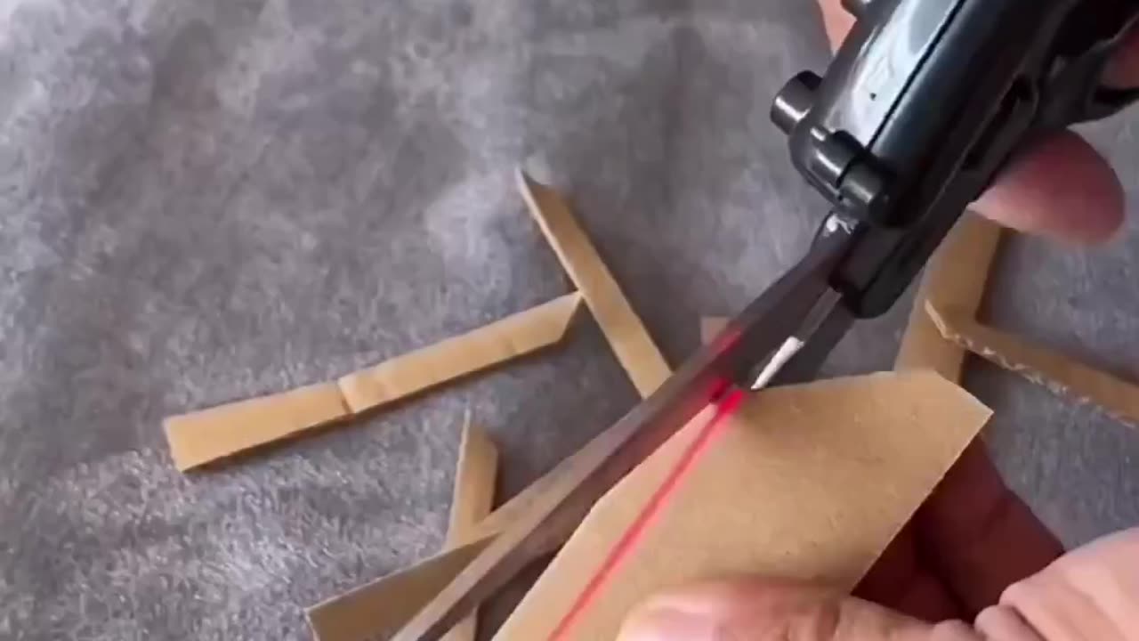 Tesoura com sensor