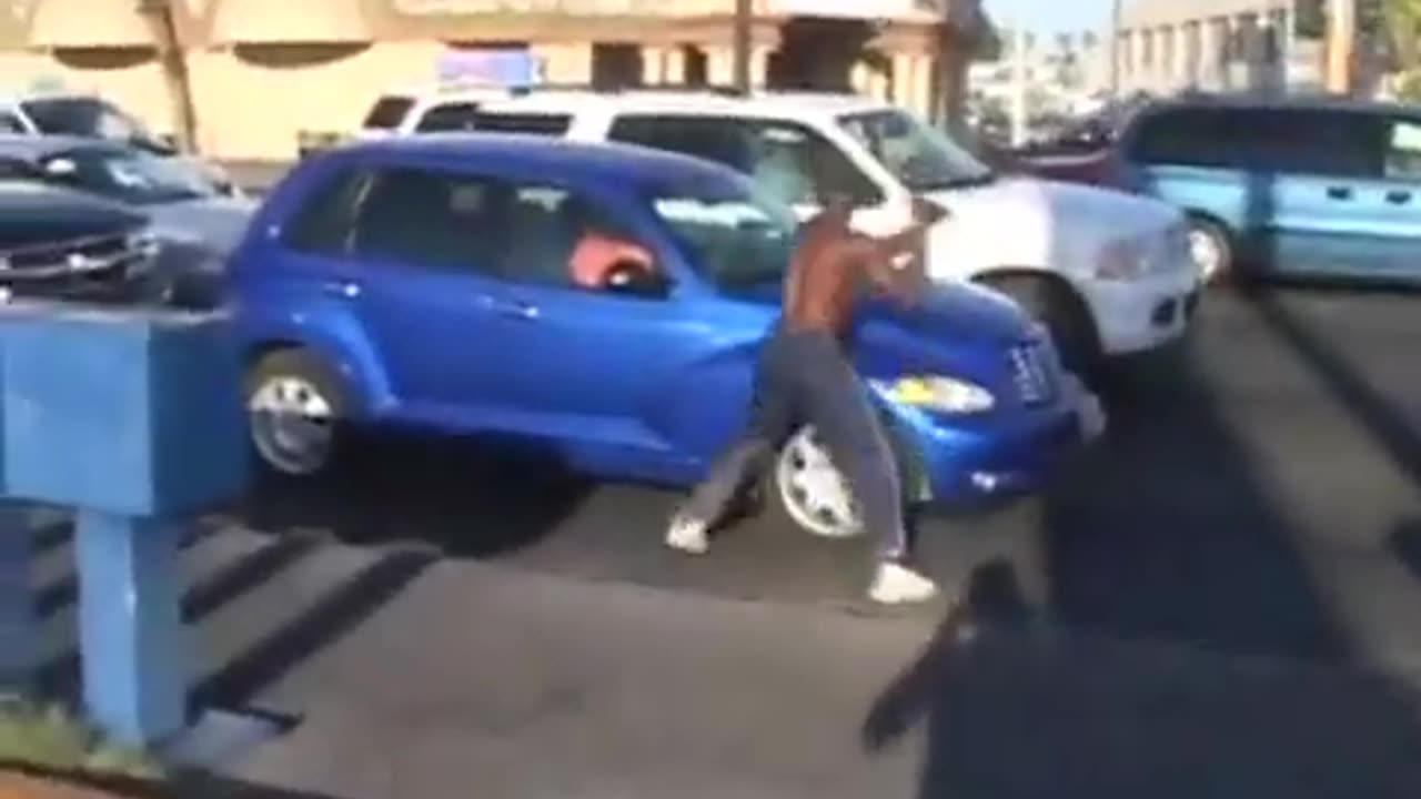 BumFights 3 clip Crack Head Attacks Car