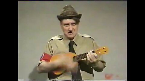 Spike Milligan - Hitler Sings