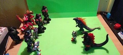 burningGodzilla and and legendaryGodzilla mech sonic mark 2 vs army of robots stop motion animation