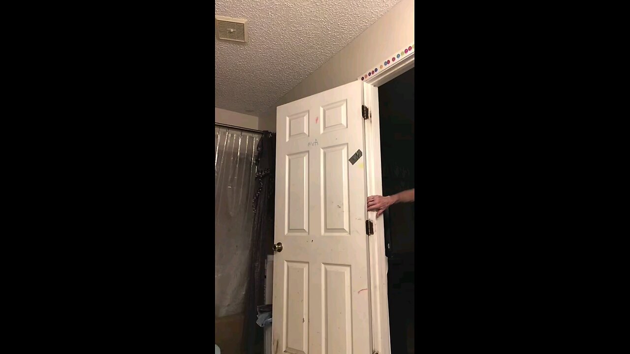 Strange peopple