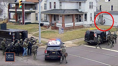 Murder Suspect's Daring Escape: Fleeing a Heavily Armed SWAT Team in a High-Stakes Pursuit"