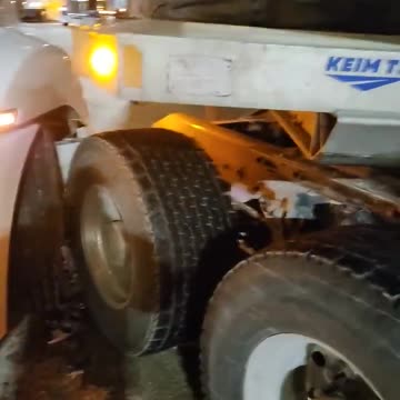 TRUCK ACCIDENT AT FLYING J #ourtruckinglife #truckdrivers #reallifetruckers #truckdriver #truck