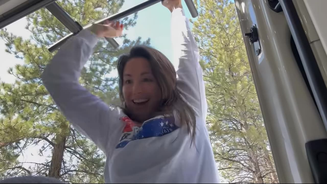 🚐🏡 From Wheels to Walls: Building My Dream Adventure Home! 🏡🚐
