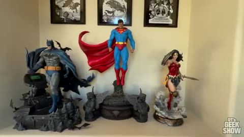 STATUE HALLWAY TOUR!!! 1/3 Scale MARVEL VS DC!