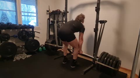 Deadlift with bands 300kg