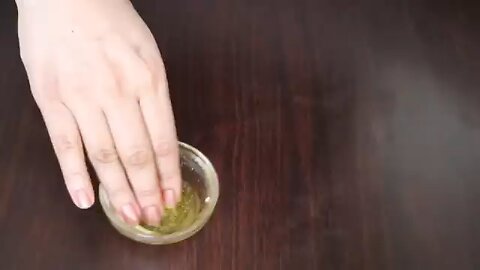 How_to_Make_Your_Hands_Look_5_Years_Younger_Overnight!_Wrinkle-free_smooth_fair_hands(360p)