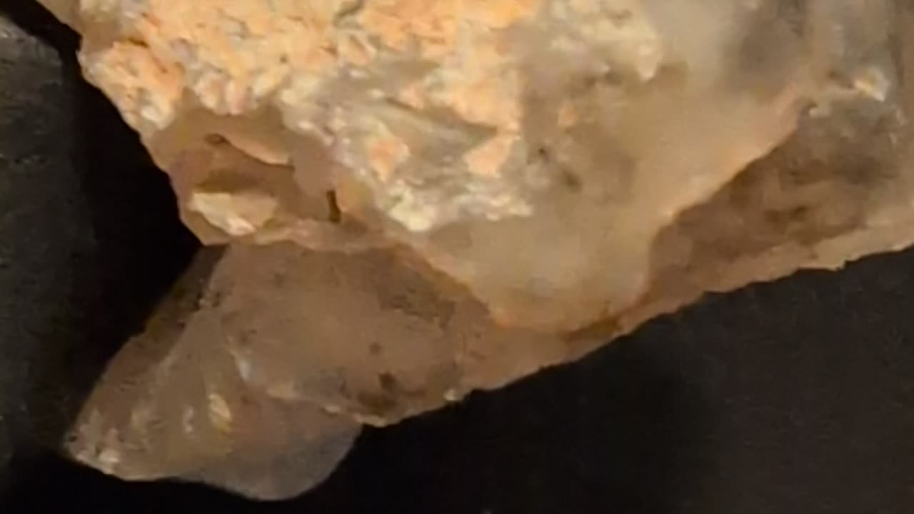 Plume botryoidal chalcedony nugget!