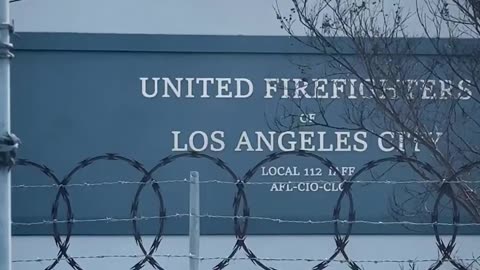 🚩 Los Angeles Fire Stations are falling apart: REPORT