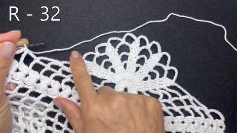 (#C-1227)-(FOR LEFTIES)-(ep. 7/10)-Pineapple Crochet Table Center