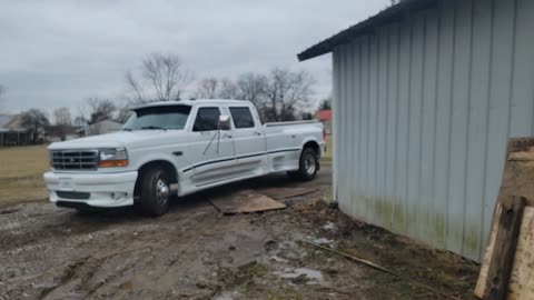 OLD SCHOOL 1996 DOUBLE CAB F350 DIESEL: NO MATCH FOR THE MUD