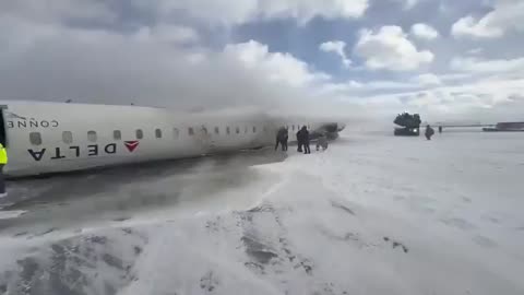 Momenti i rrëzimit të avionit në Kanada