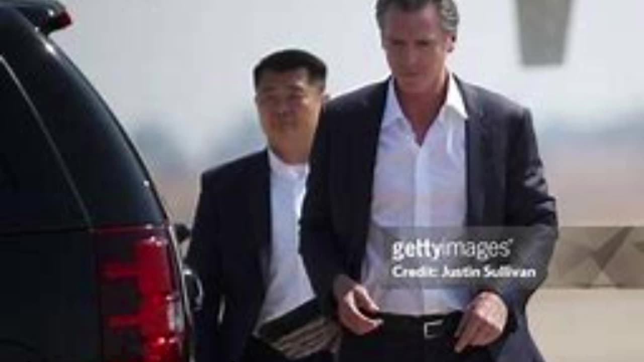 Newsom’s Tarmac Theater: The Uninvited Handshake No One Asked For