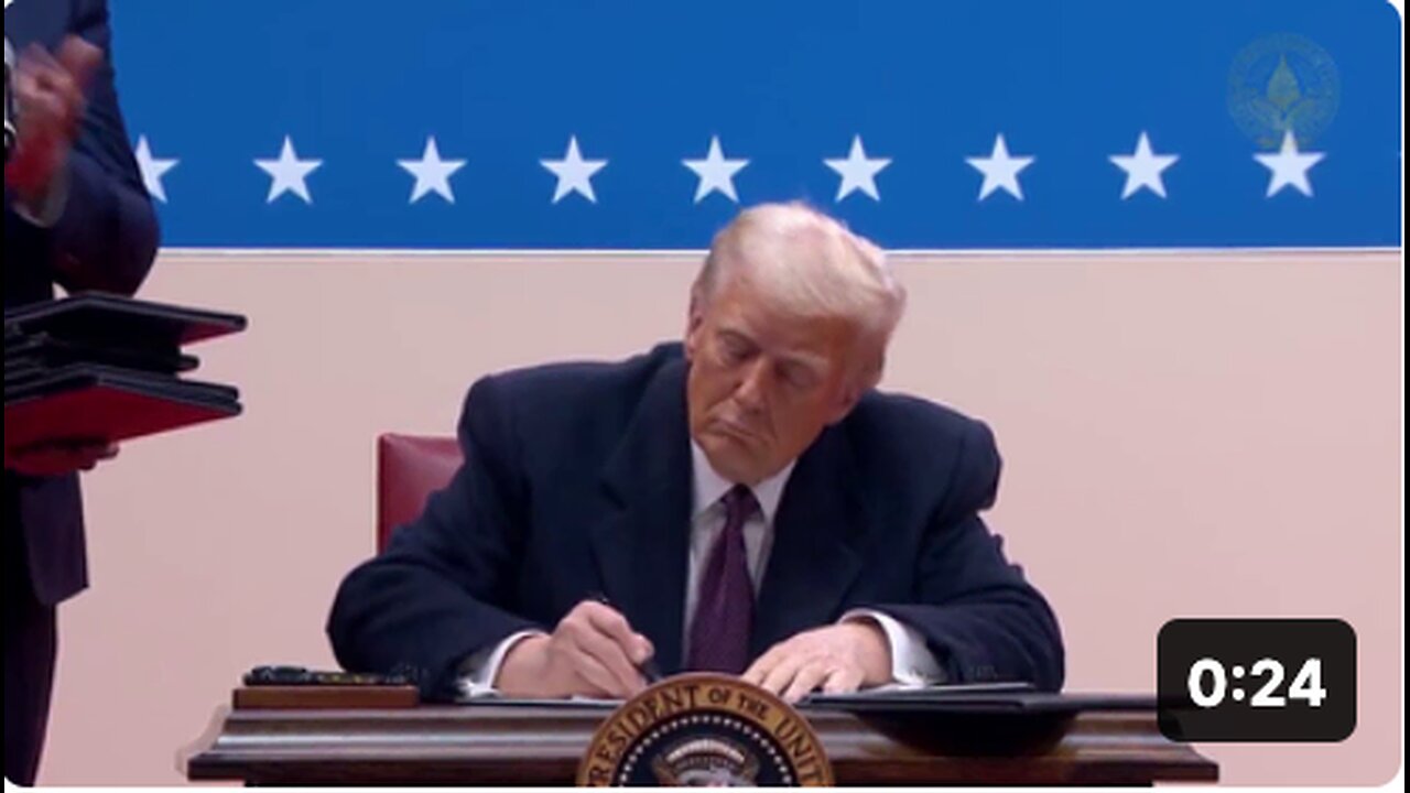 Trump signs a directive ordering the “restoration of freedom of speech and preventing censorship