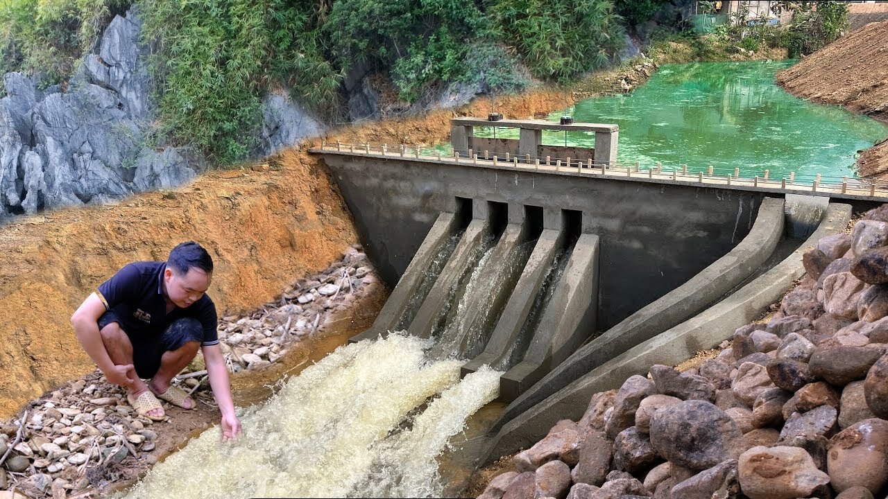 This guy Build mini hydroelectric power plant with one powerful generators, 220V, light up a forest