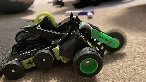 BattleBots marathon with Pops and Orberi! | Beyblade Zenin!