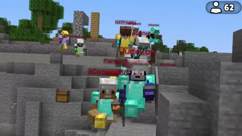 100 YouTubers simulate a battle royal