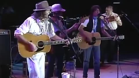 Neil Young - Heart Of Gold { Live at Farm Aid 1985 }