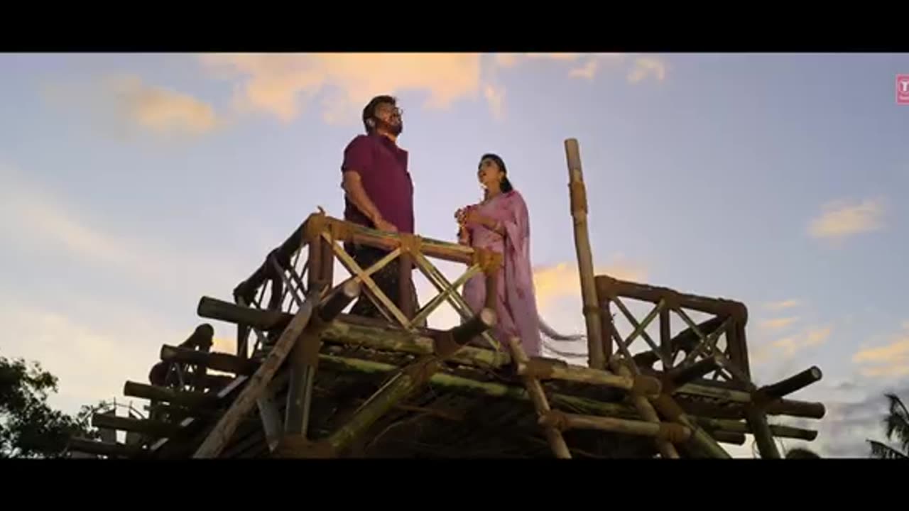 Godari Gattu - Sankranthiki Vasthunam