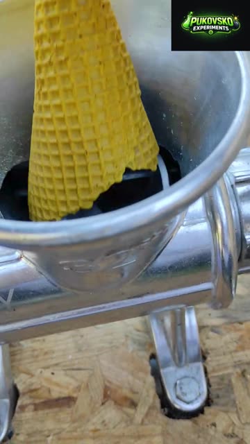 EXPERIMENT COLORFUL CONE VS MEAT GRINDER