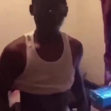 This video never getting old. Thoughts?