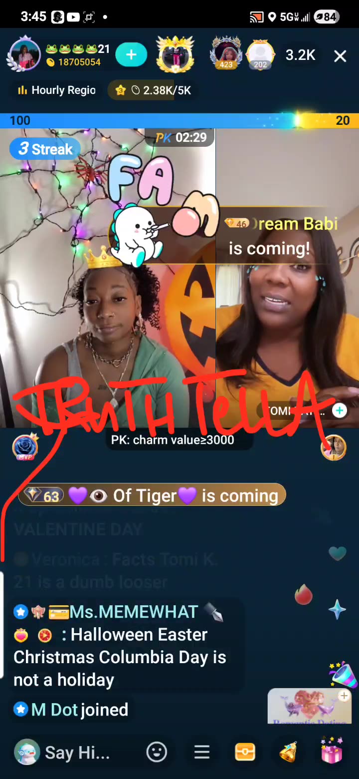 21BADBITCH LINED WITH QUEEN TOMIKAY THEN LINES UP WITH FINESSE