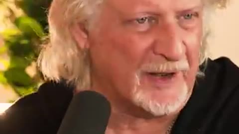 Une vrai révolution sera nécessaire … l’état nous prend pour des putes🎙️🚨#Manif #révolte #rue