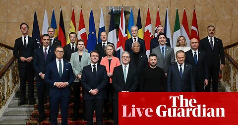 “All for Ukraine" - Leaders send message to the world with candid group photo in London