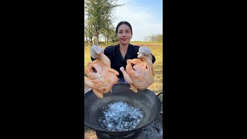 girl Cooked Giant Chicken Recipe Outdoor