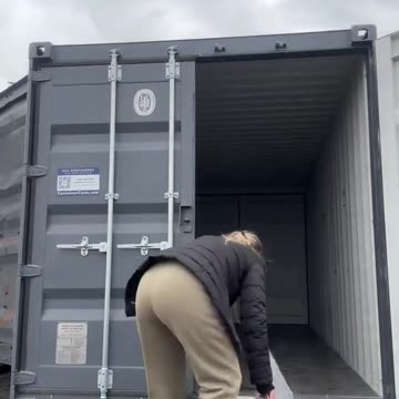 Take Container Loading to the Next Level with Our Foldable Ramp! 🚛 | USA Containers