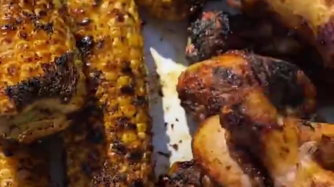 Grilled chicken legs and corn