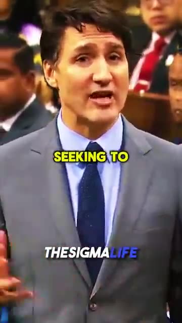 Rogan on Trudeau Being Schooled by Poilievre