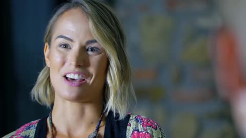 Elizabeth April | Interview with Extra-Dimensionals