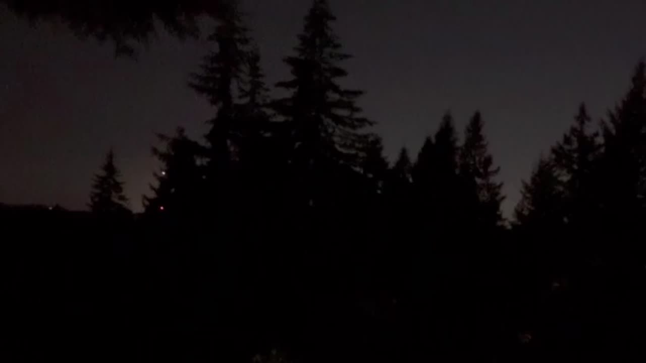 🛸👽 UFO Sighting: 11pm 11/29/24 Over Corbett, Oregon | TheTruthAbove