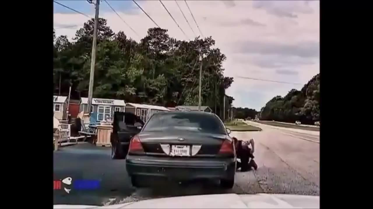 Negro Man in Car with Fat White Woman Shoots at Police but Gets Lashed with Return Bullets.mp4