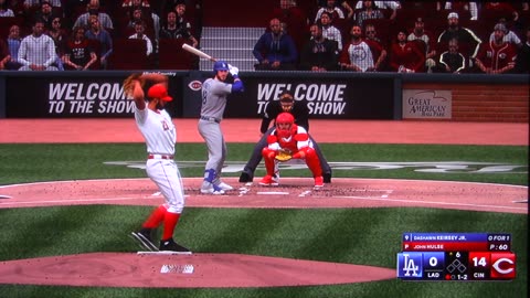 MLB The Show: Cincinnati Reds vs Los Angeles Dodgers (S8 G25)