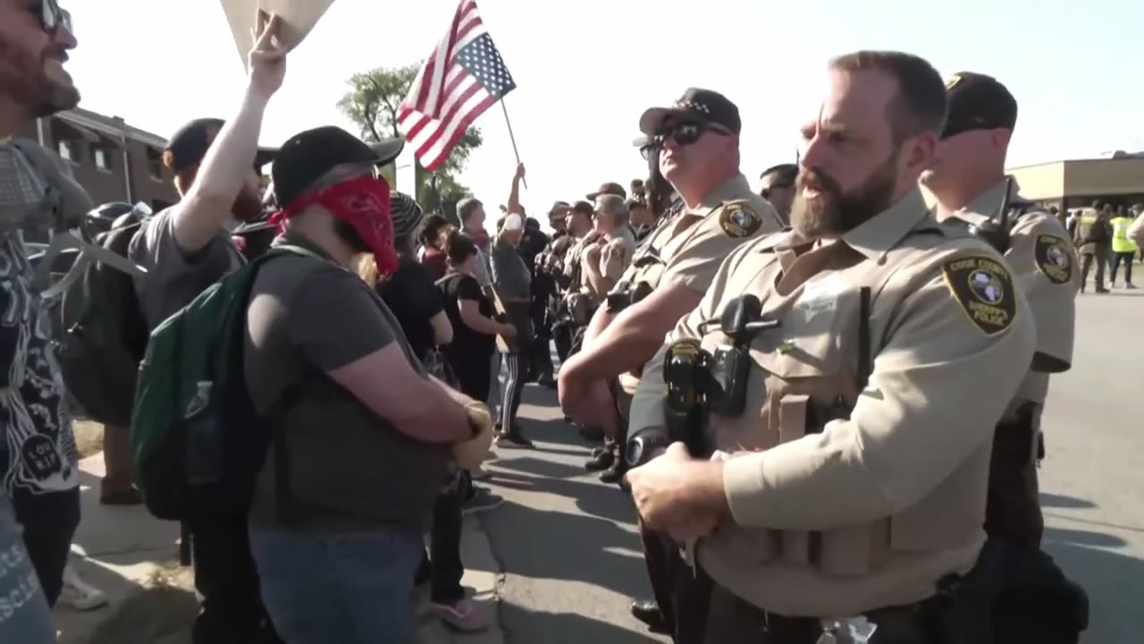 WATCH- Anti-ICE Protesters Rally in Chicago - 2nd Week of Massive Immigration Demonstrations - AC15
