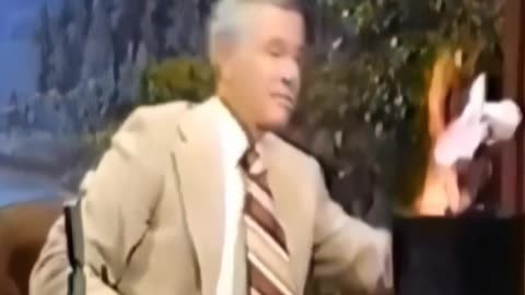Johnny Carson Has Meltdown on Tonight Show #johnnycarson #tonightshow #edmcmahon