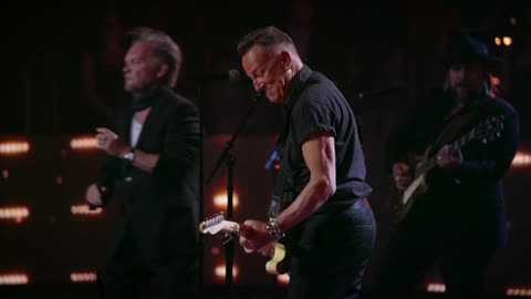 Great Balls of Fire (Jerry Lewis cover) w/ John Mellencamp & Zac Brown - Bruce Springsteen (live)