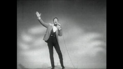 Portrait Format Tom Jones Sings Delilah Live – Pure 60s Magic