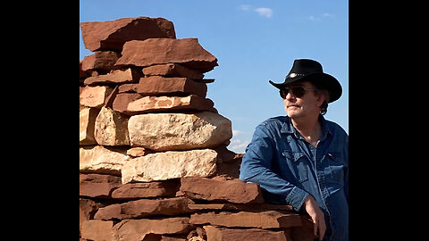 The Podecito | Episode 56: High Stakes Game - Interview W/Author, Jeff Mariotte