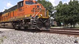 CSX Trains in Creston, Ohio - A Railfan's Paradise