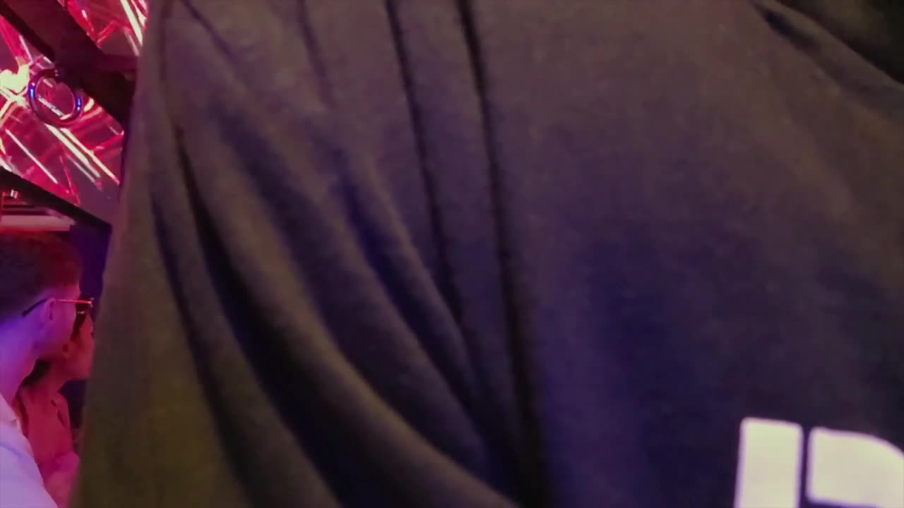 ARGUING ALCOHOLIC PATTAYA BELLENDS