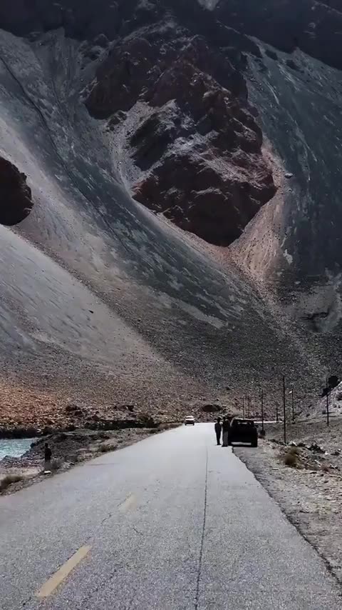 The oppressive feeling of the Pamir plateau
