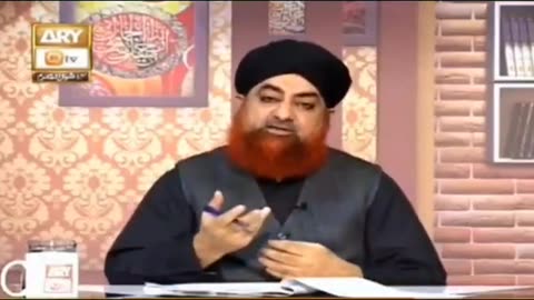 کسی بھی شخص کو امام بنا کر اس کے پیچھے نماز پڑھ سکتے ہیں ؟